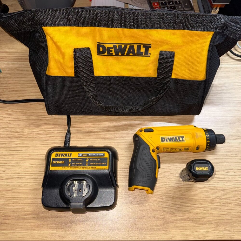 Dewalt Dcf680 Gyroscopic Screwdriver 8V With Battery, Charger, and Work Bag